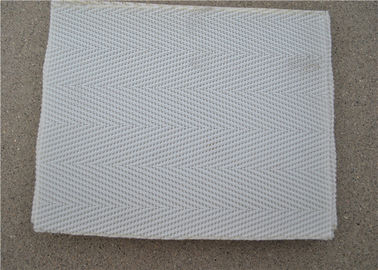 China Correia resistente de alta temperatura da malha do poliéster com o branco usado para a água de esgoto fornecedor