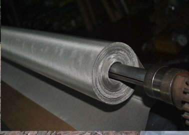 China Weave liso tecido de aço inoxidável da rede de arame da resistência de desgaste para filtrar fornecedor